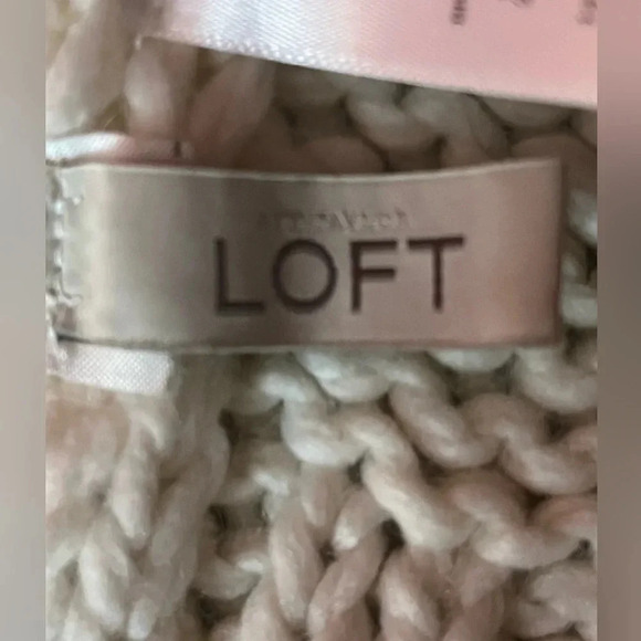 Ann Taylor Loft Wool/Mohair blend Scarf with Aztec design Boho Contempor… - Picture 4 of 5